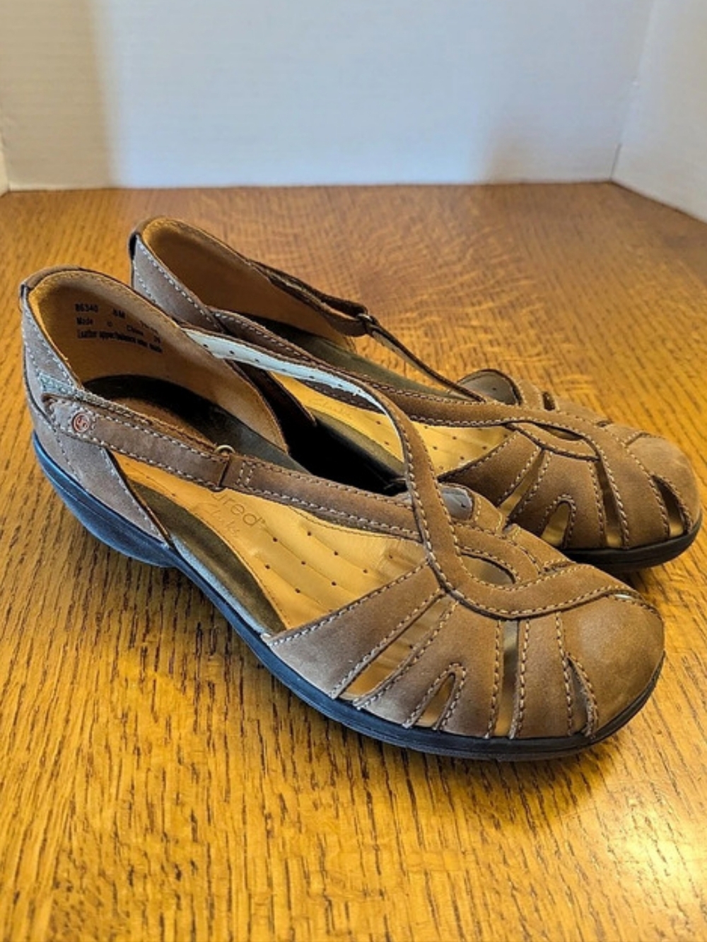 Clarks Unstructured │ Womens │Brown Leather │Mary Jane │Cushioned Hook & Loop 8M